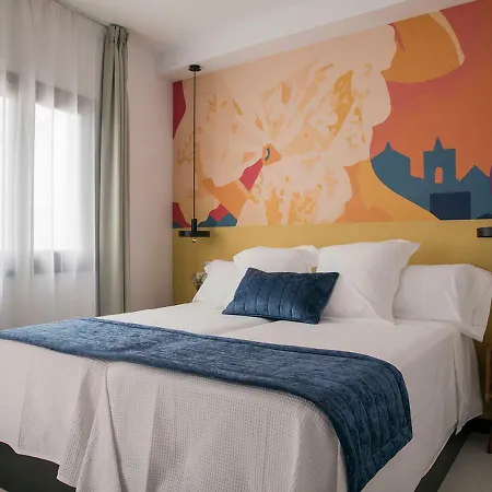 Feria Pool & Luxury Apartamento *