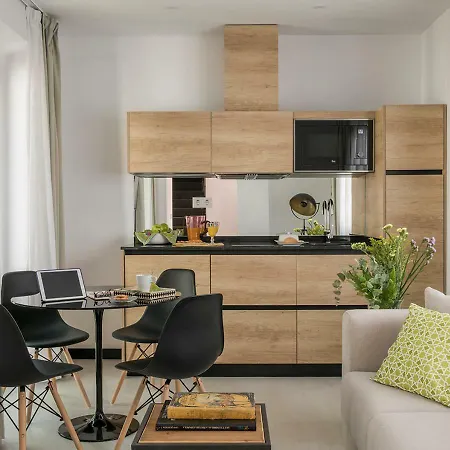 Feria Pool & Luxury Apartamento